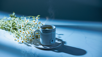 Unlock Deeper Sleep: Your Evening Ritual with Botanicals