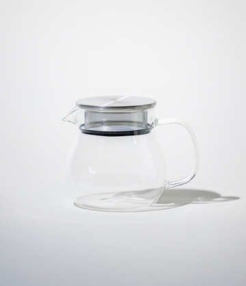 Glass teapot with brewed tea – Art of Tea