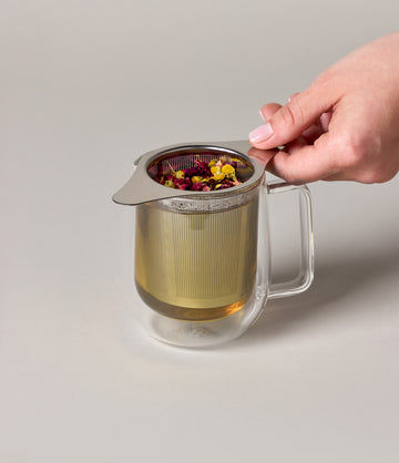 Tea infuser lifestyle photo – Art of Tea